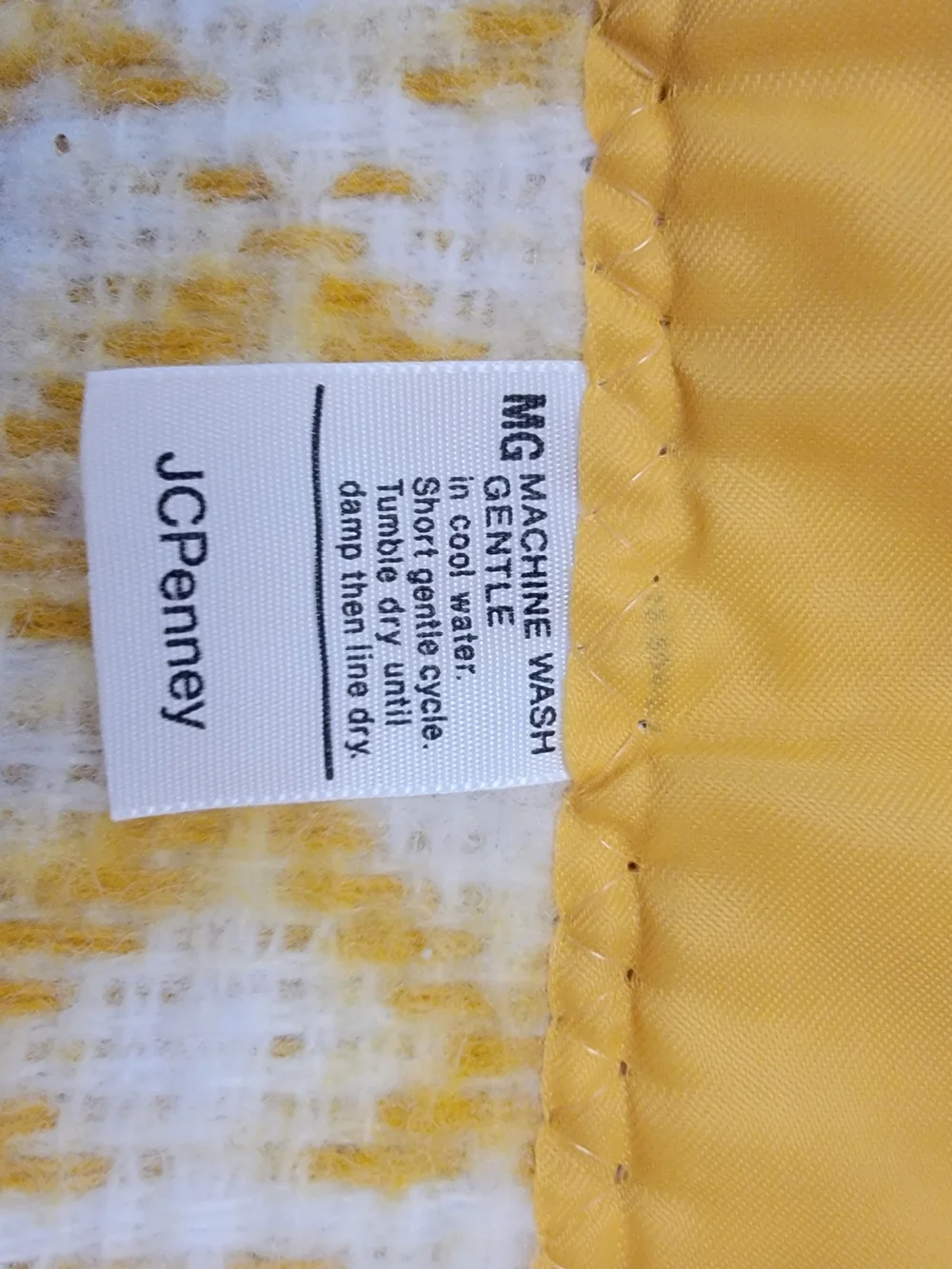 Vintage 80s 90s JC Penneys Woven Blanket Satin Trim Gold Diamond/Geometric USA